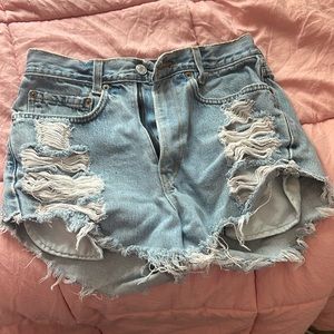 levi denim shorts